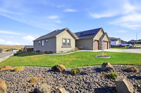 6832 Collins Rd 3.13