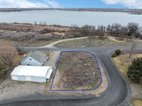 E Finley/Stevens Dr 2.14